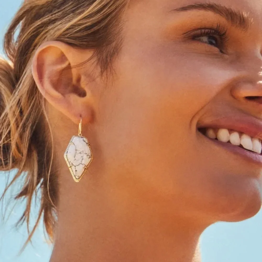KENDRA SCOTT Framed Tessa Drop Earrings in White Howlite NWT 80$